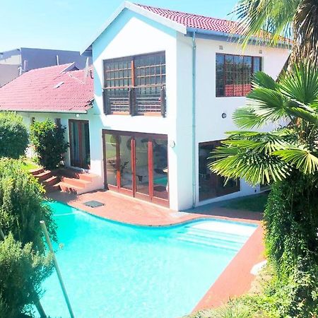 Mizizi House Of Sandton B & B Joanesburgo Exterior foto